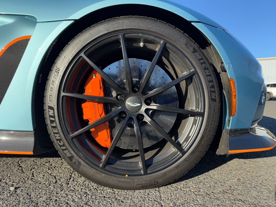 2023 Aston Martin Vantage V12