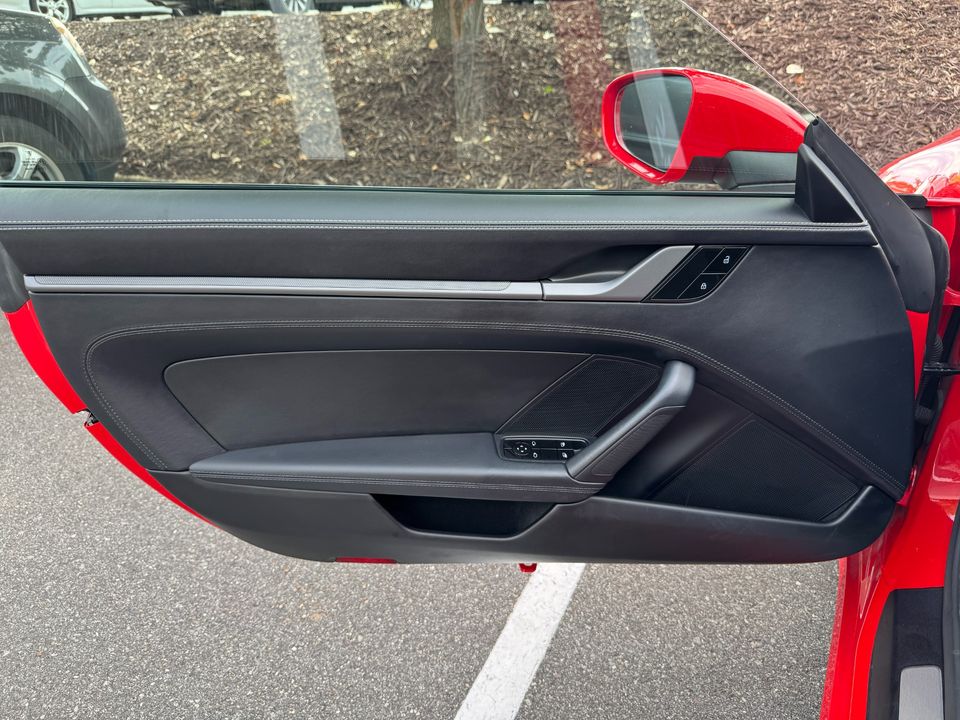 2020 Porsche 911 Carrera S