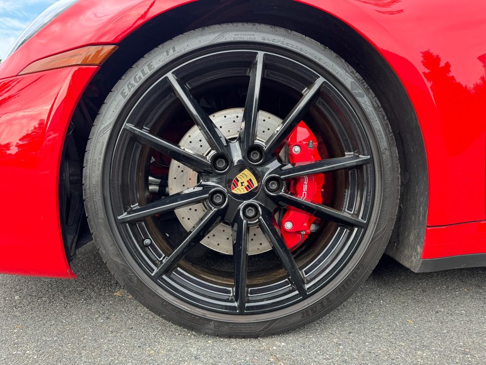 2020 Porsche 911 Carrera S