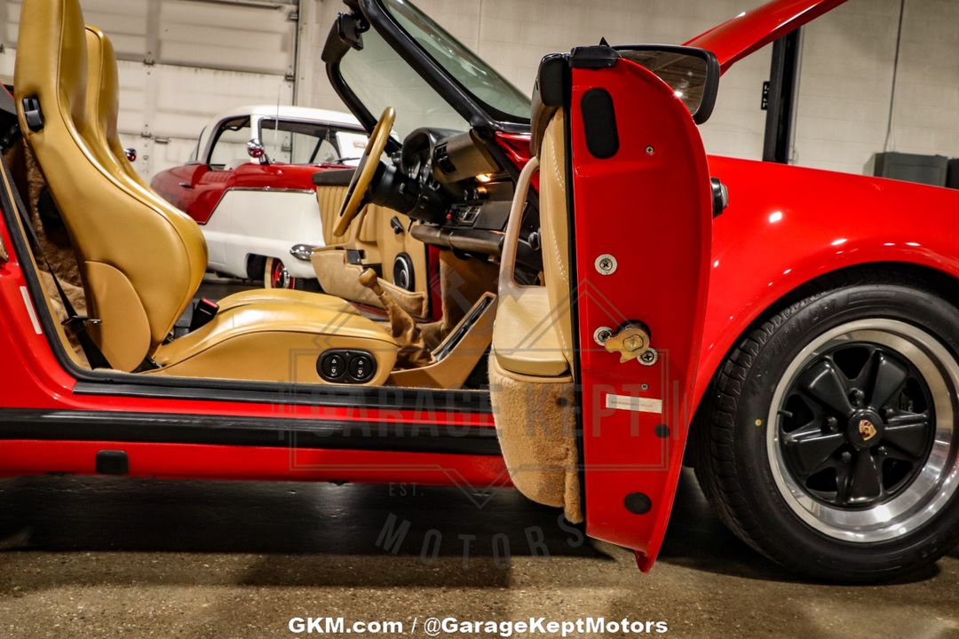 1989 Porsche 911 Carrera Speedster