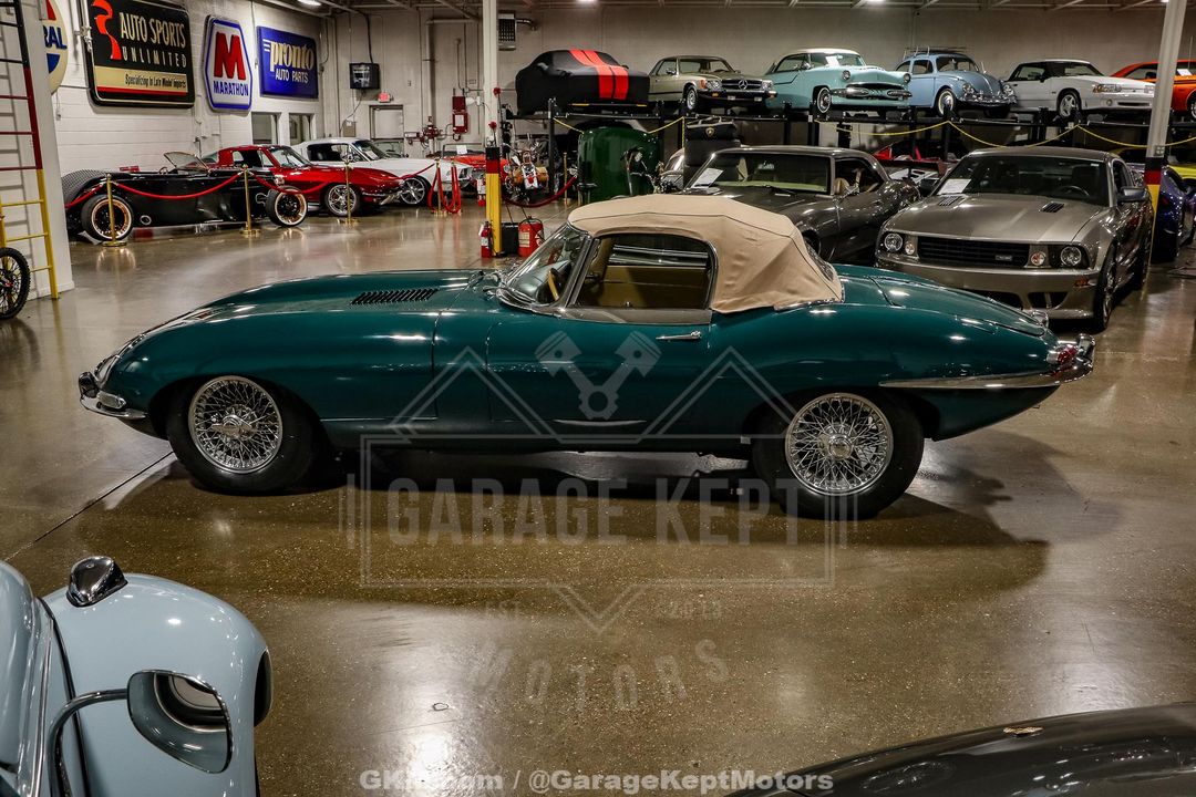 1964 Jaguar E-Type Roadster