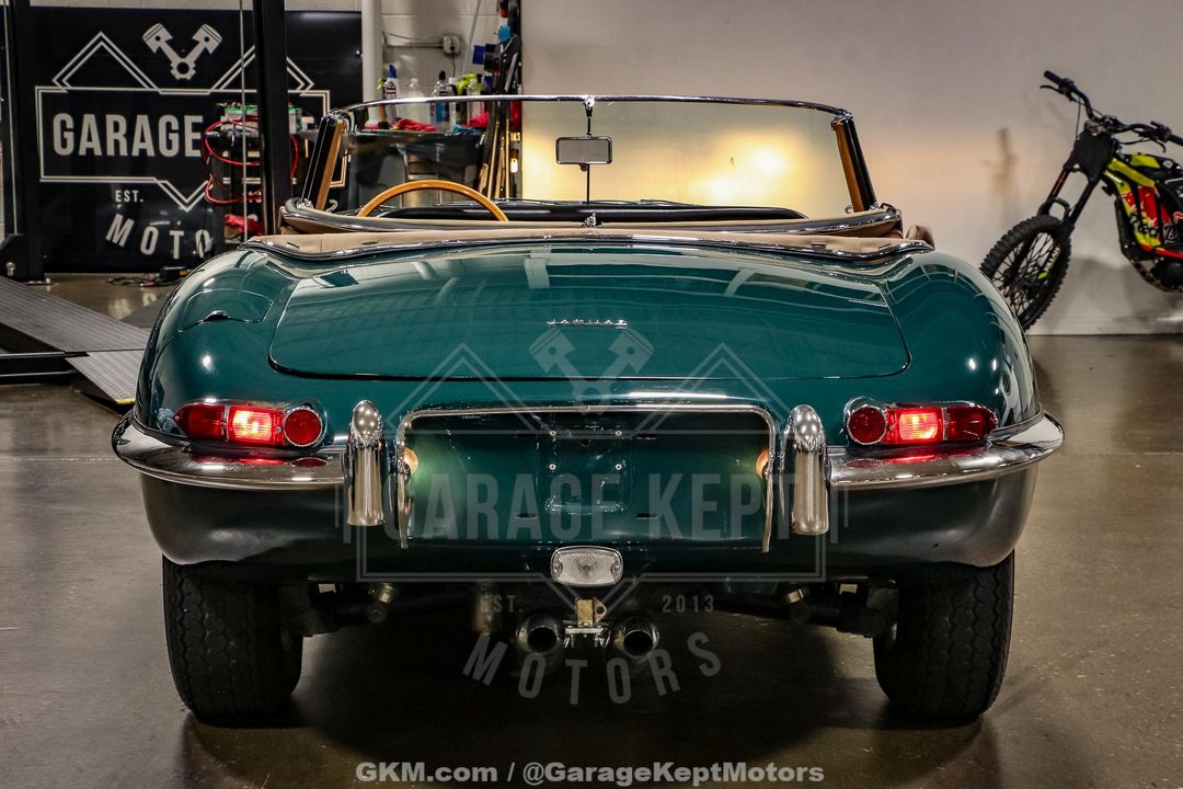 1964 Jaguar E-Type Roadster