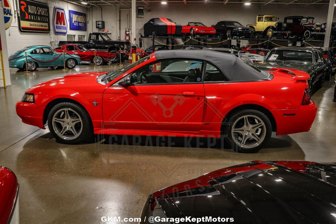 1999 Ford Mustang