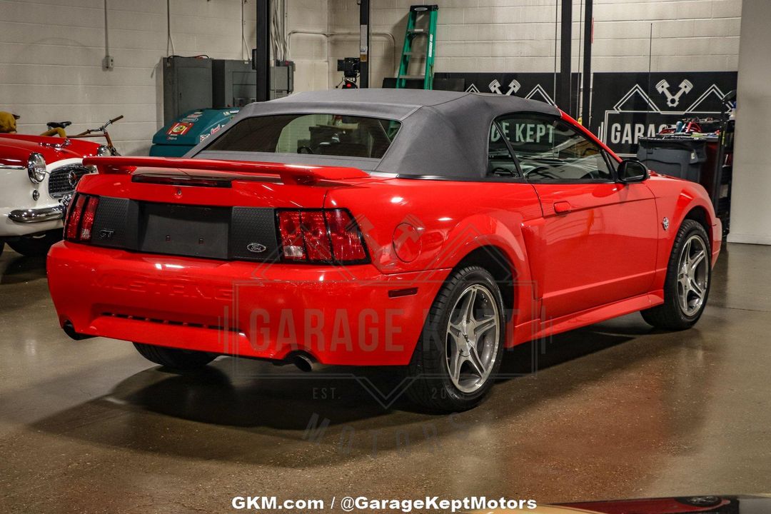 1999 Ford Mustang