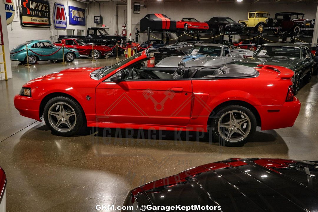 1999 Ford Mustang