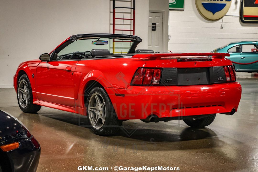 1999 Ford Mustang