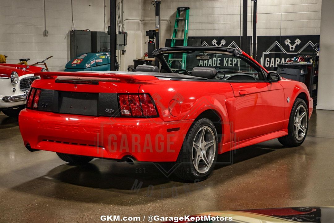 1999 Ford Mustang