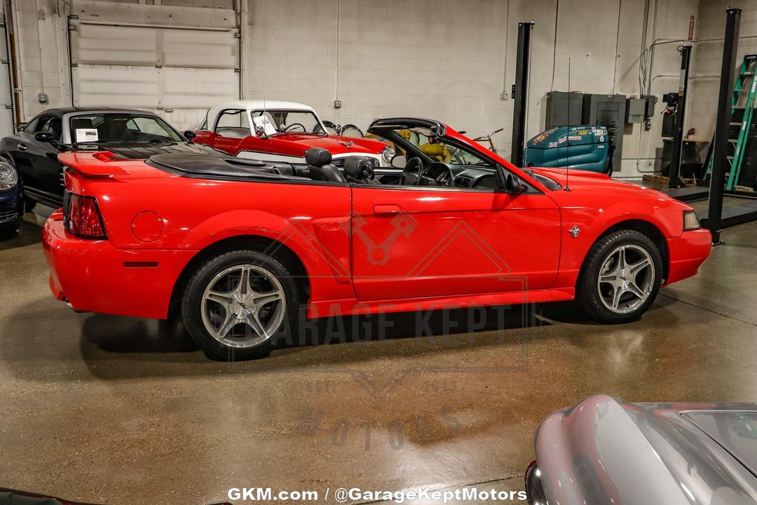 1999 Ford Mustang