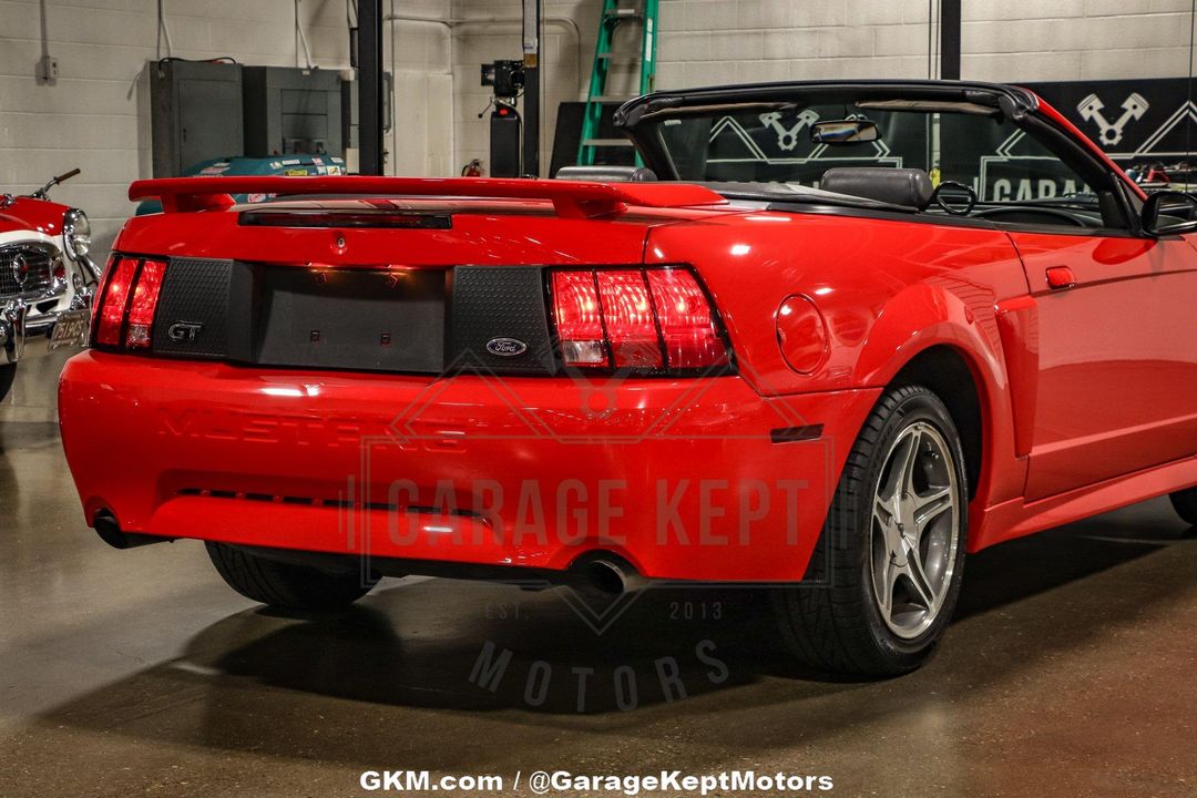 1999 Ford Mustang
