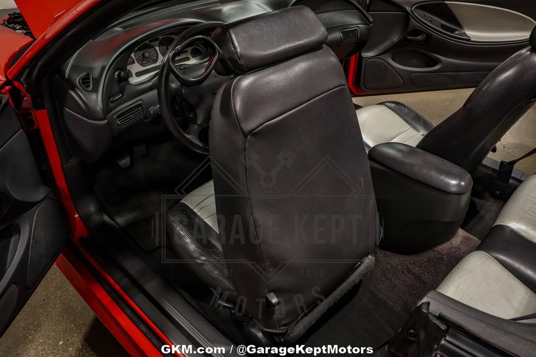 1999 Ford Mustang