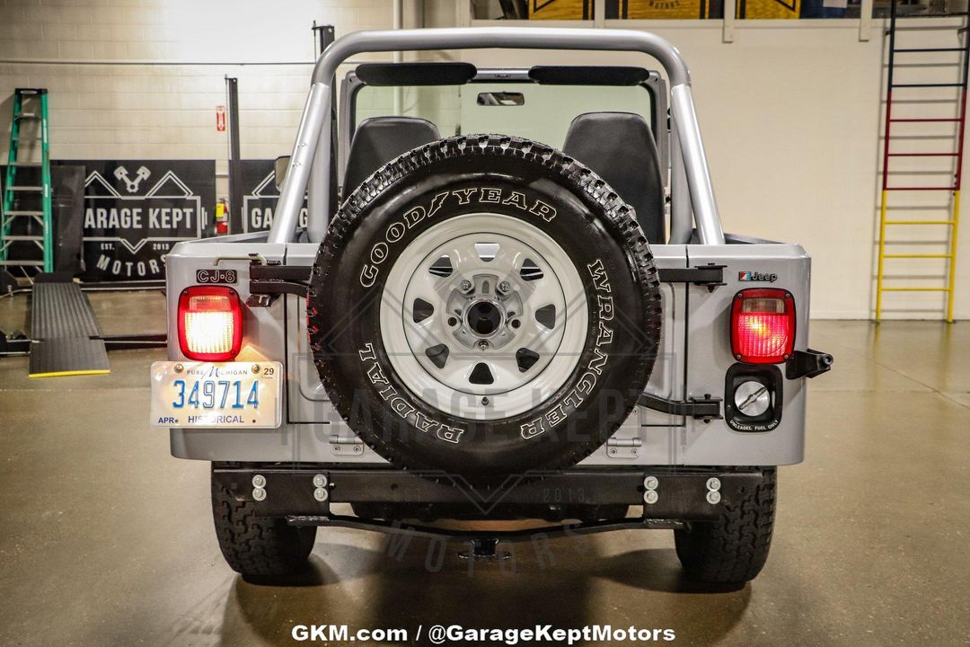1983 Jeep CJ-8 Scrambler