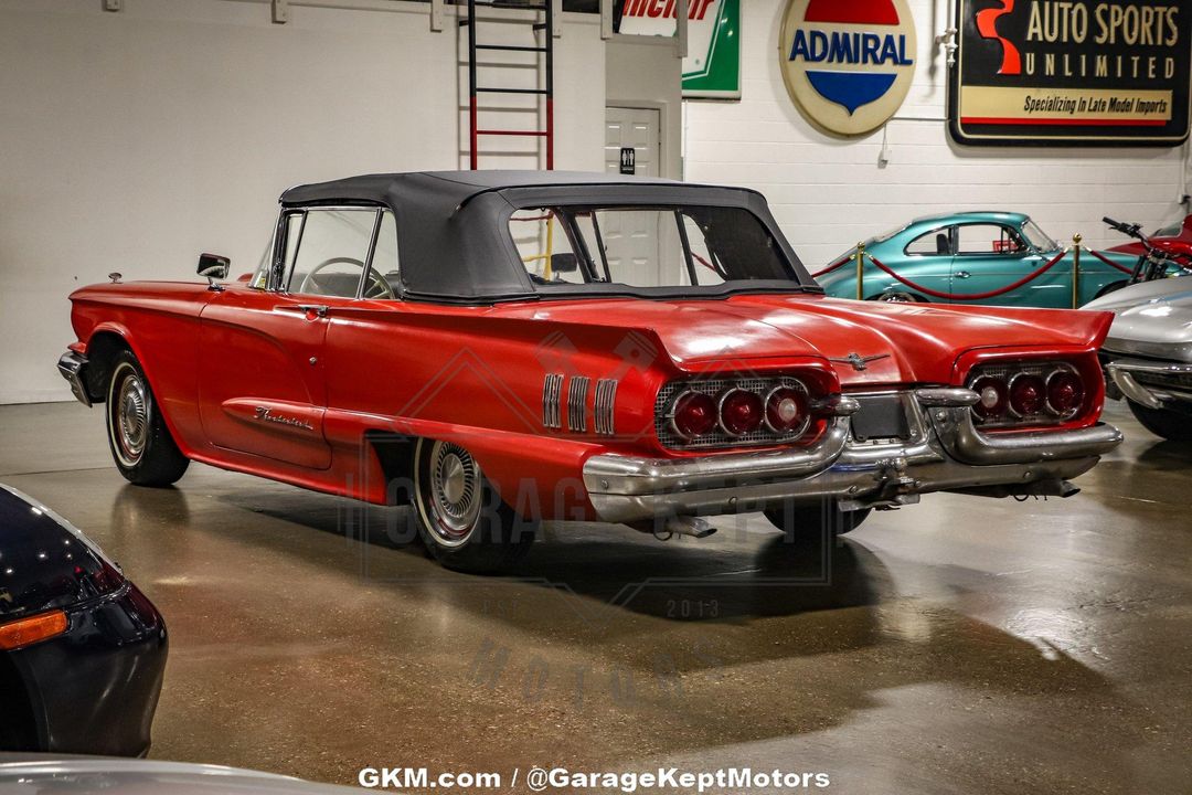 1960 Ford Thunderbird