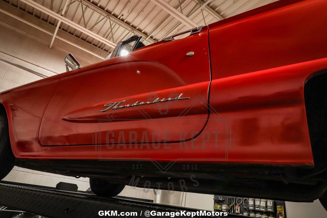 1960 Ford Thunderbird