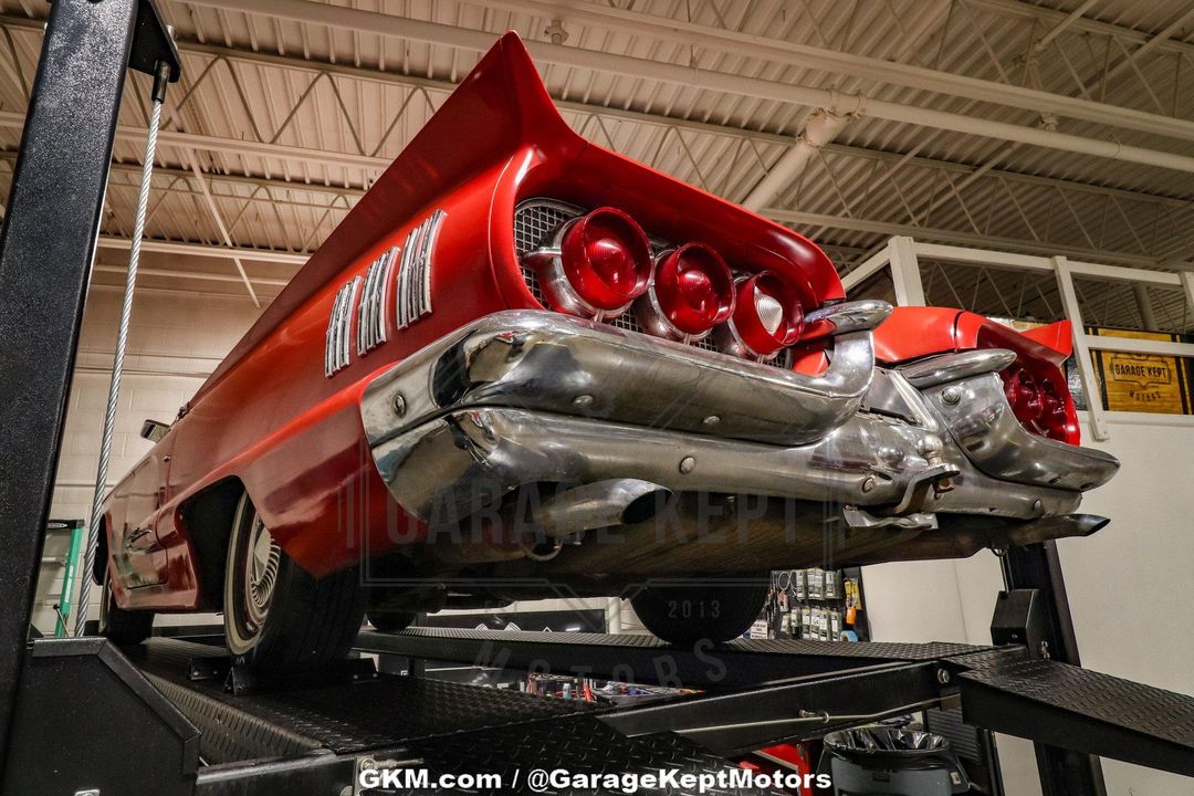 1960 Ford Thunderbird