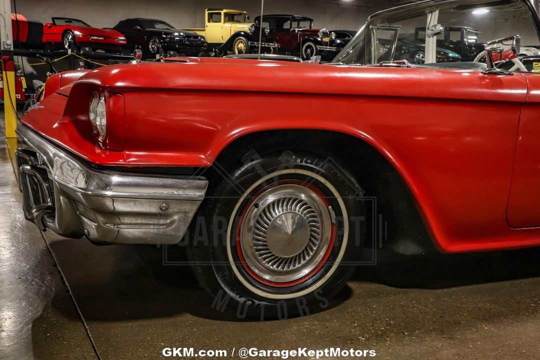 1960 Ford Thunderbird