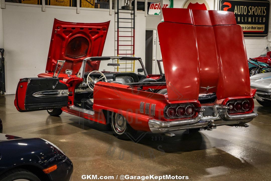 1960 Ford Thunderbird