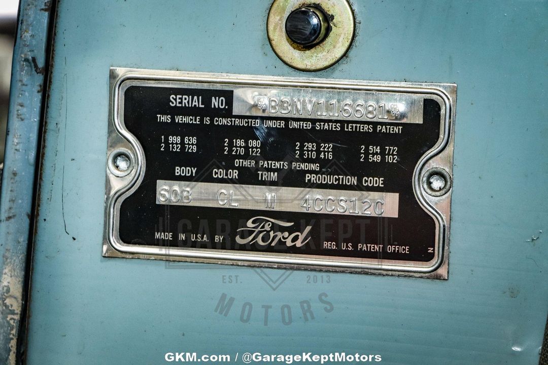 1953 Ford Crestline Victoria