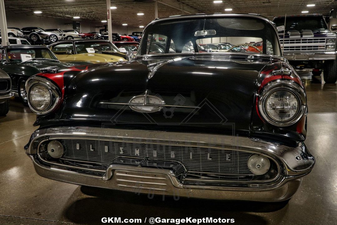 1957 Oldsmobile Golden Rocket 88