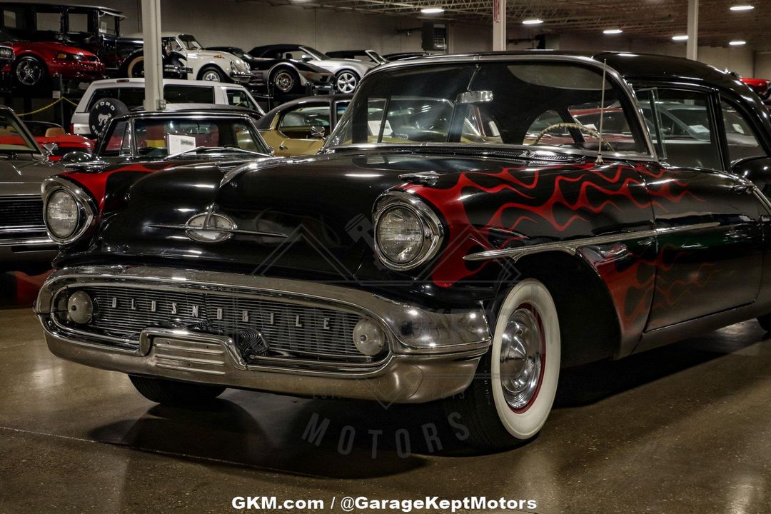 1957 Oldsmobile Golden Rocket 88