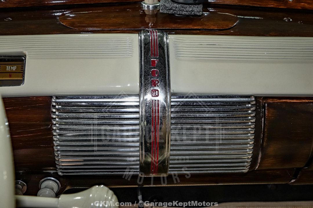 1941 Ford Super Deluxe