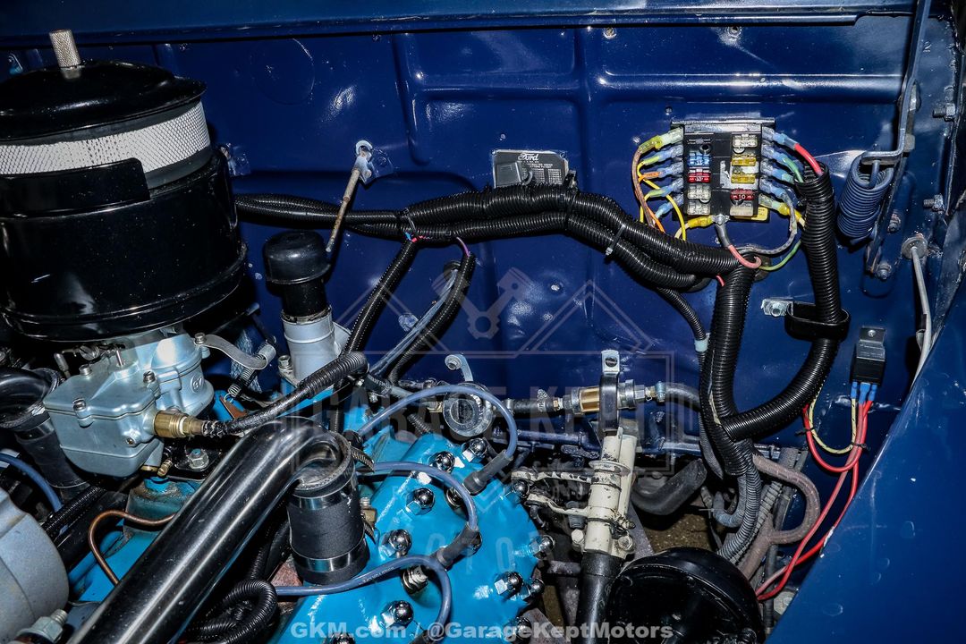 1941 Ford Super Deluxe