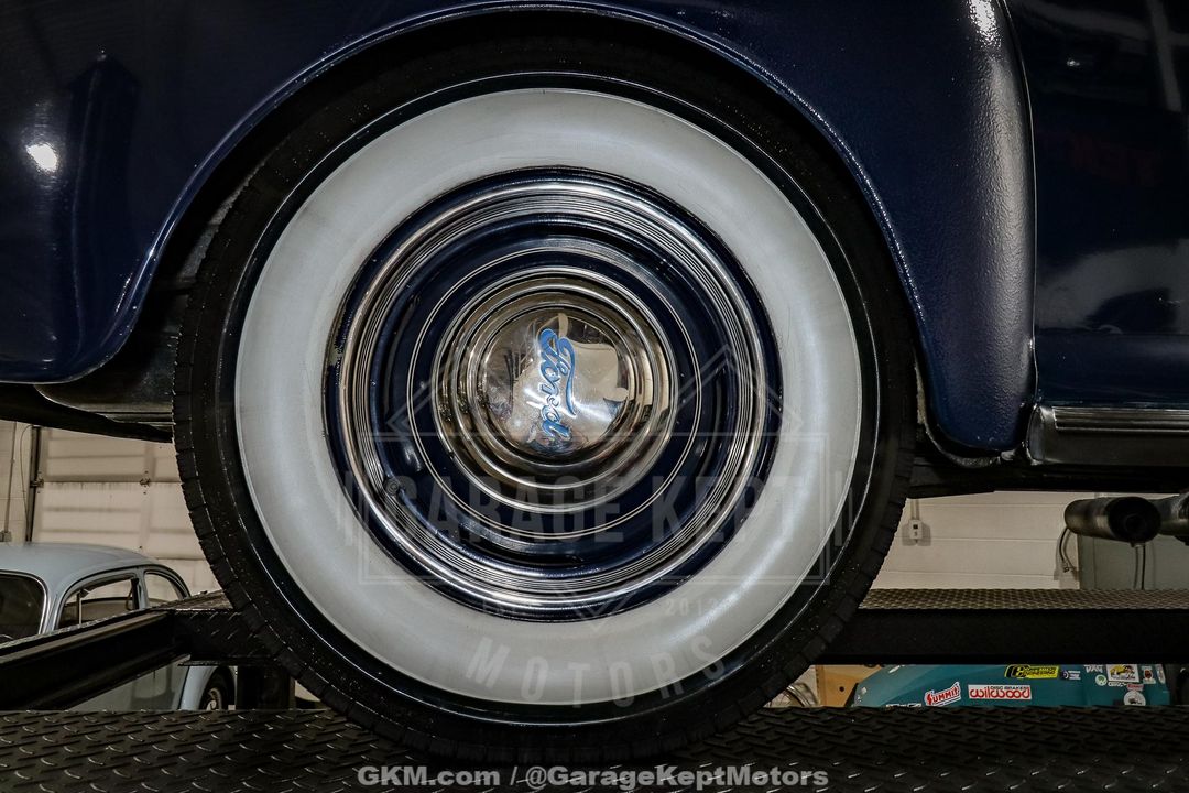1941 Ford Super Deluxe