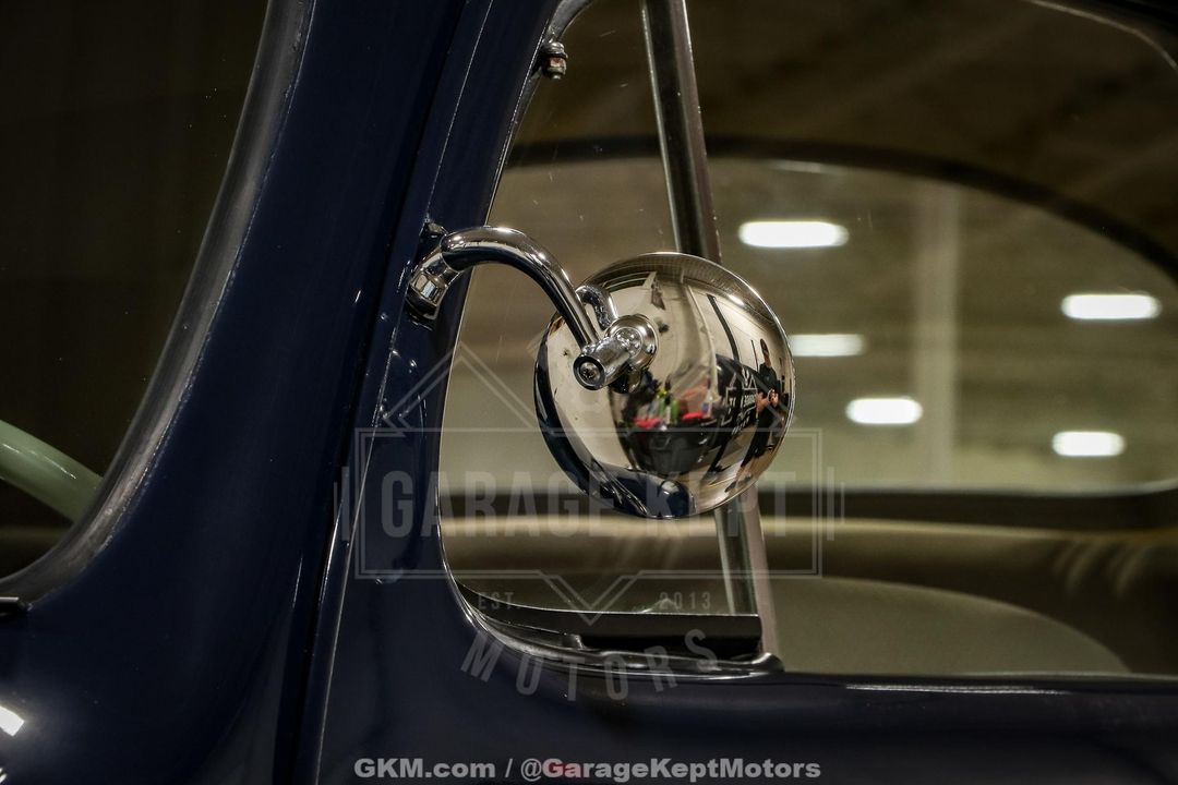 1941 Ford Super Deluxe