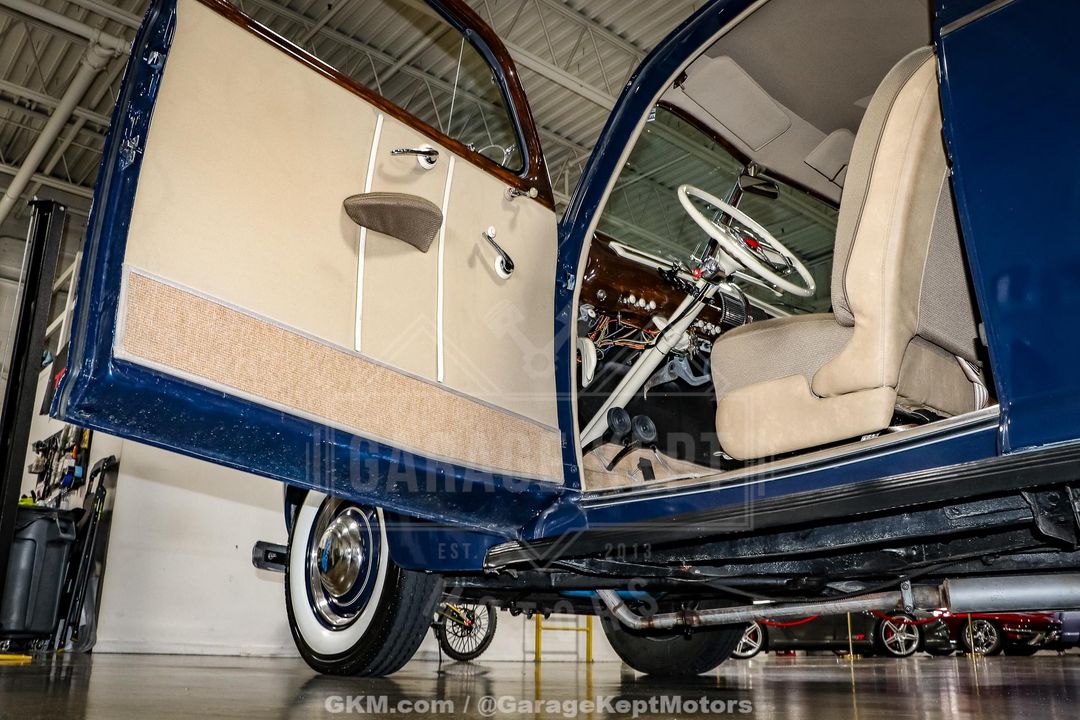 1941 Ford Super Deluxe