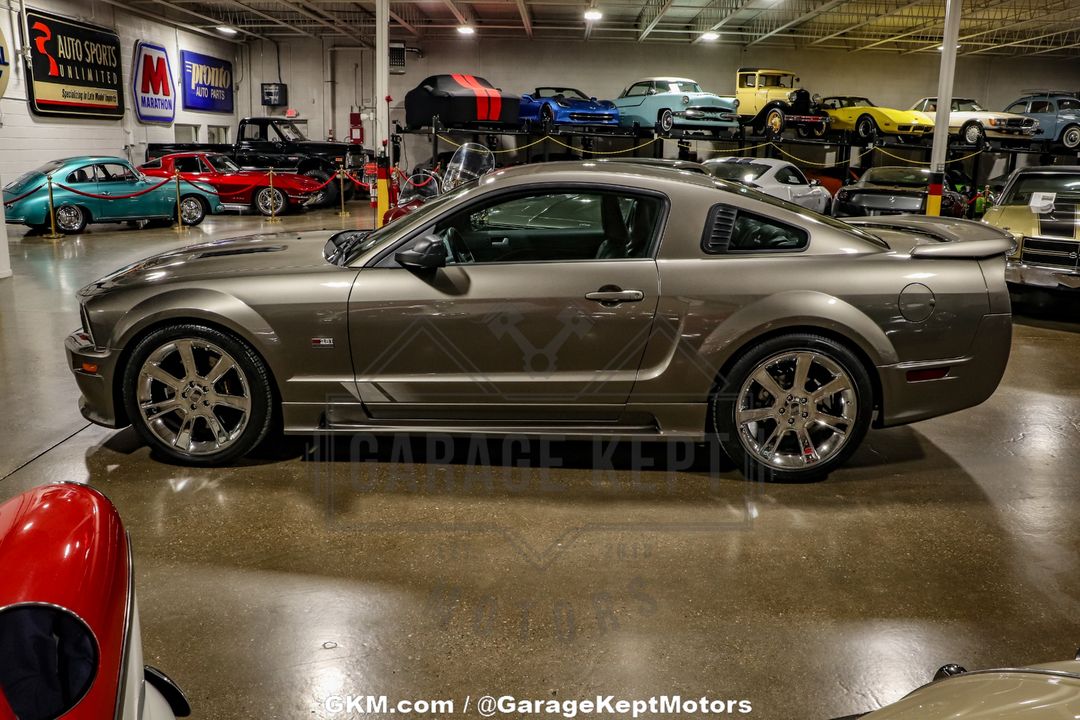 2005 Ford Mustang