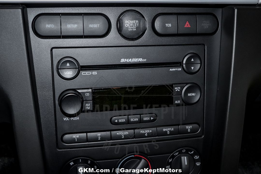 2005 Ford Mustang