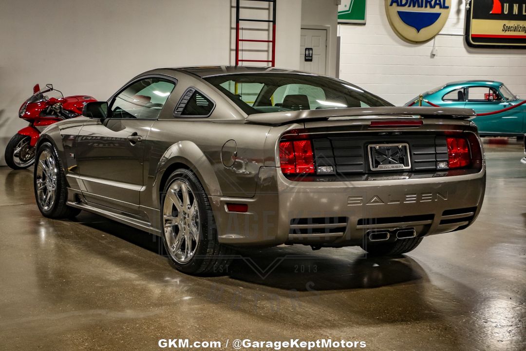 2005 Ford Mustang