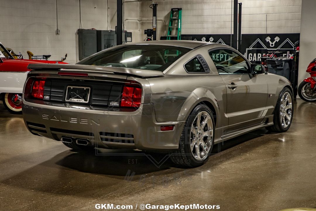 2005 Ford Mustang