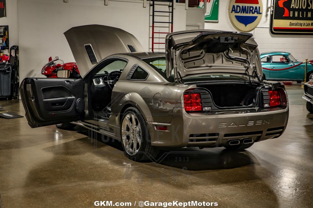 2005 Ford Mustang
