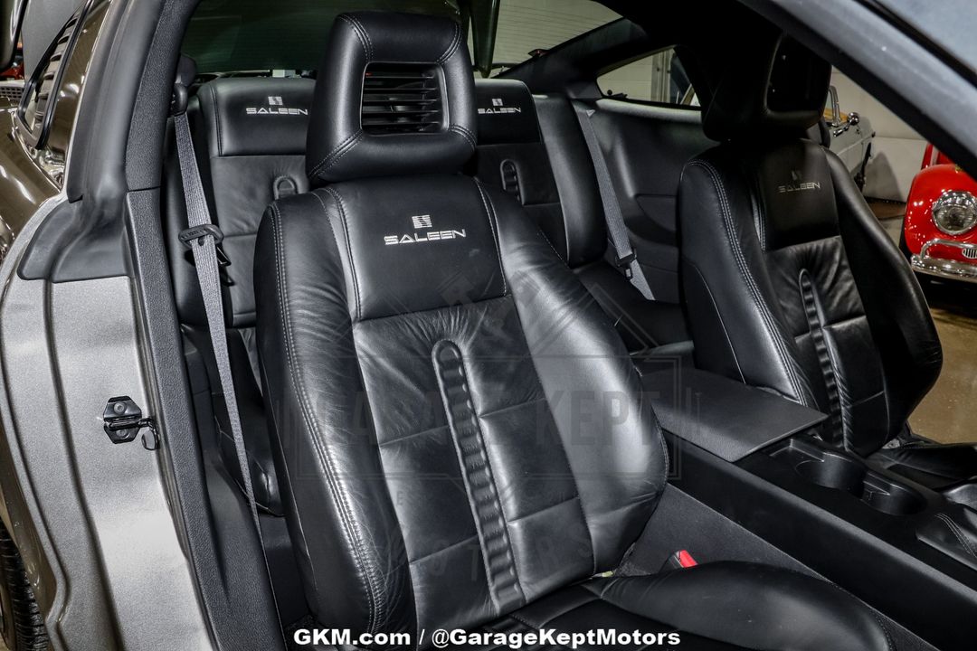 2005 Ford Mustang
