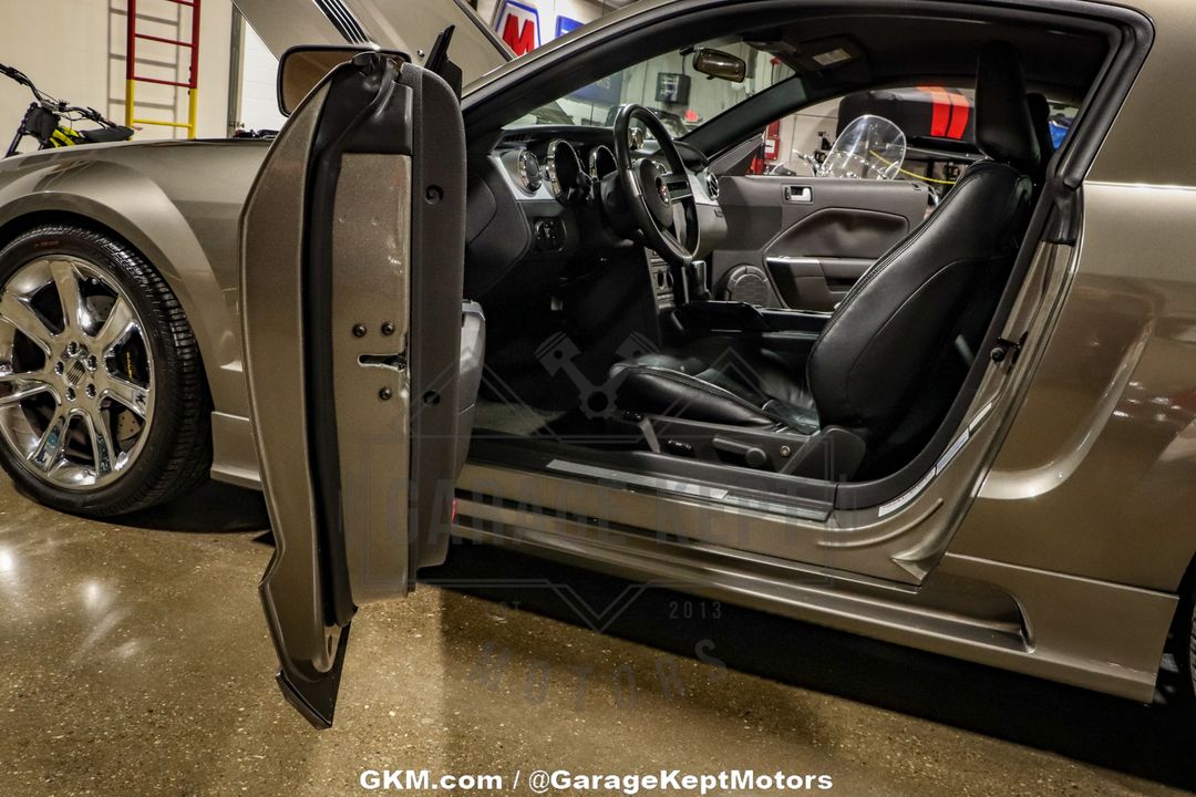 2005 Ford Mustang