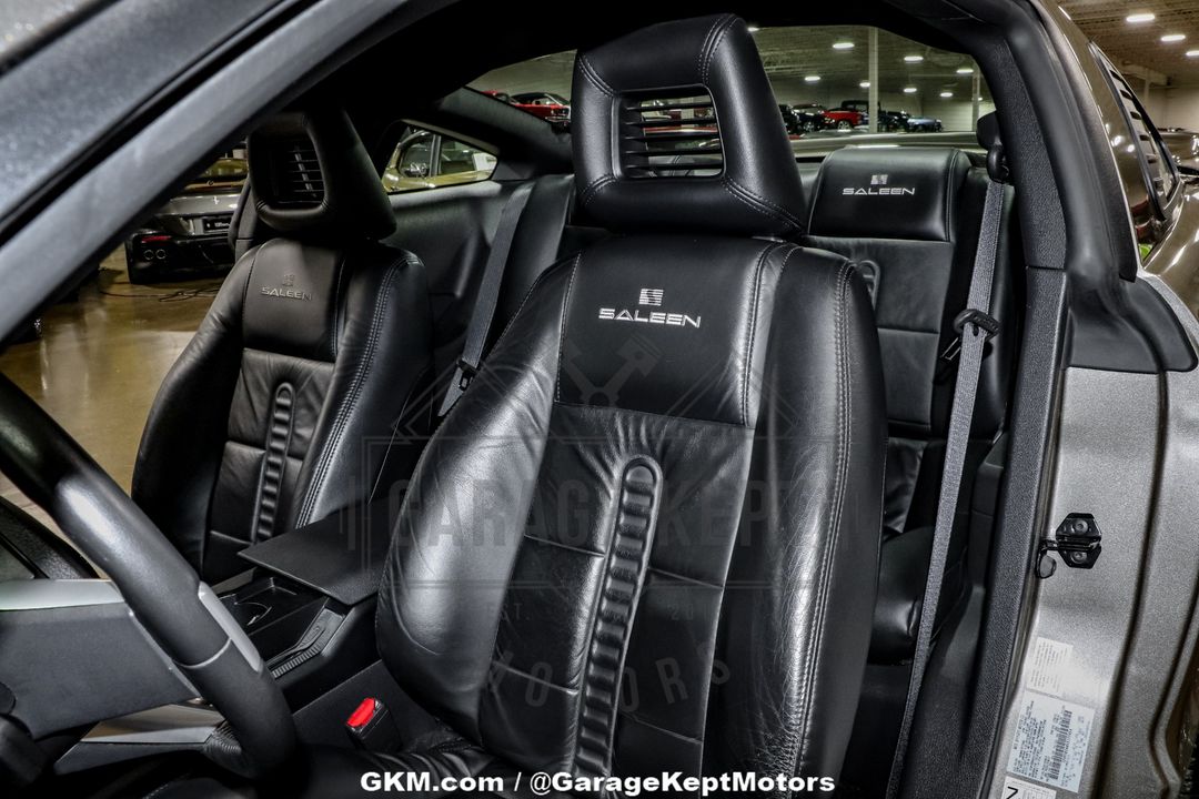2005 Ford Mustang