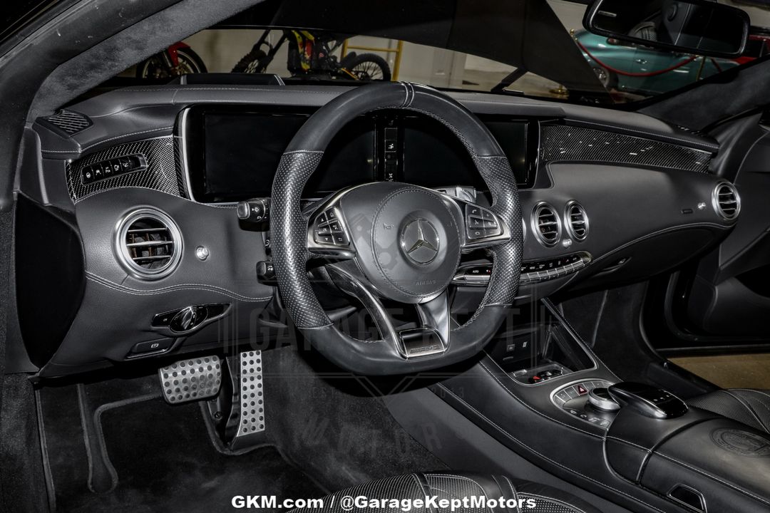 2017 Mercedes-Benz AMG S63