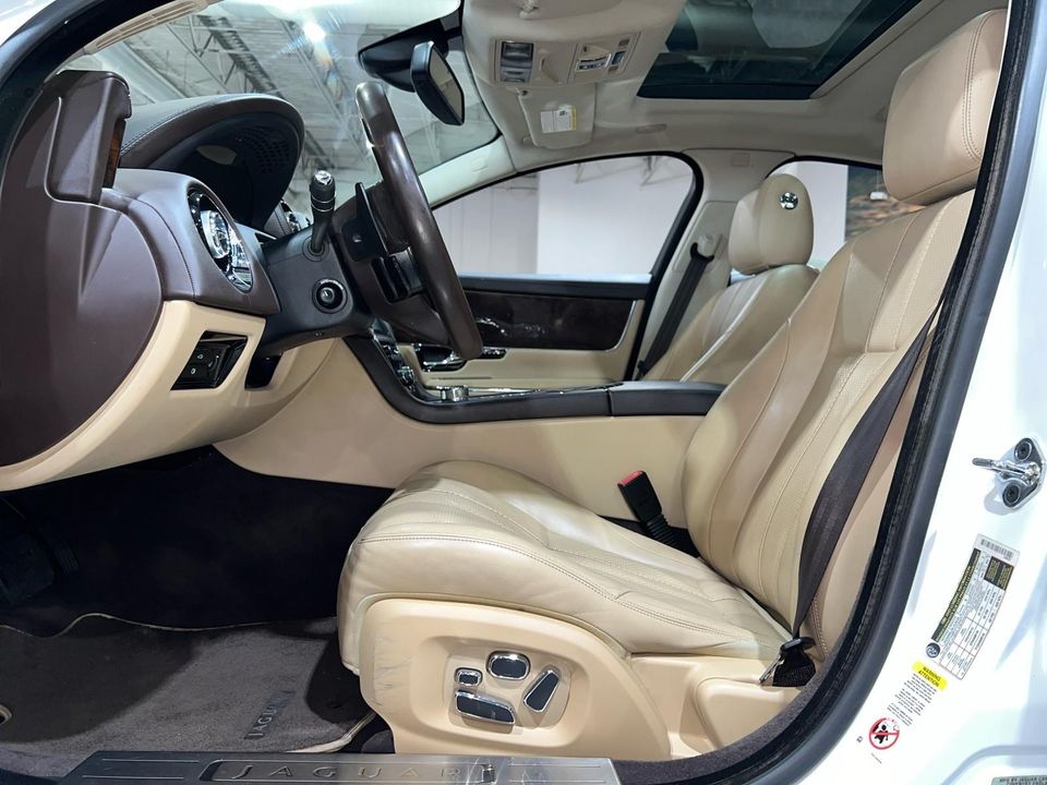 2012 Jaguar XJ
