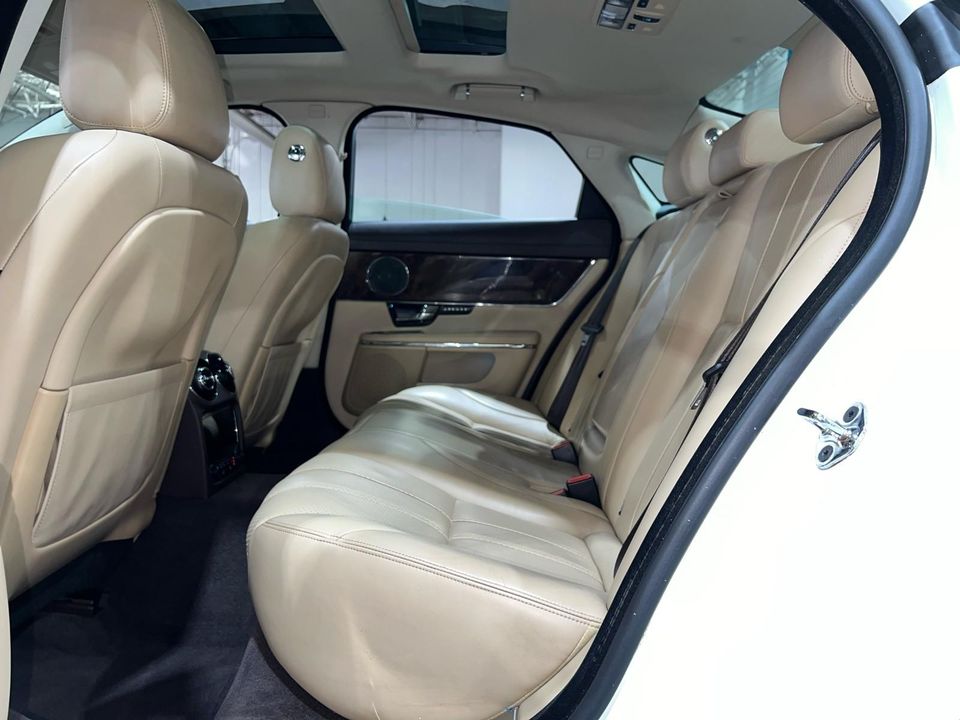 2012 Jaguar XJ