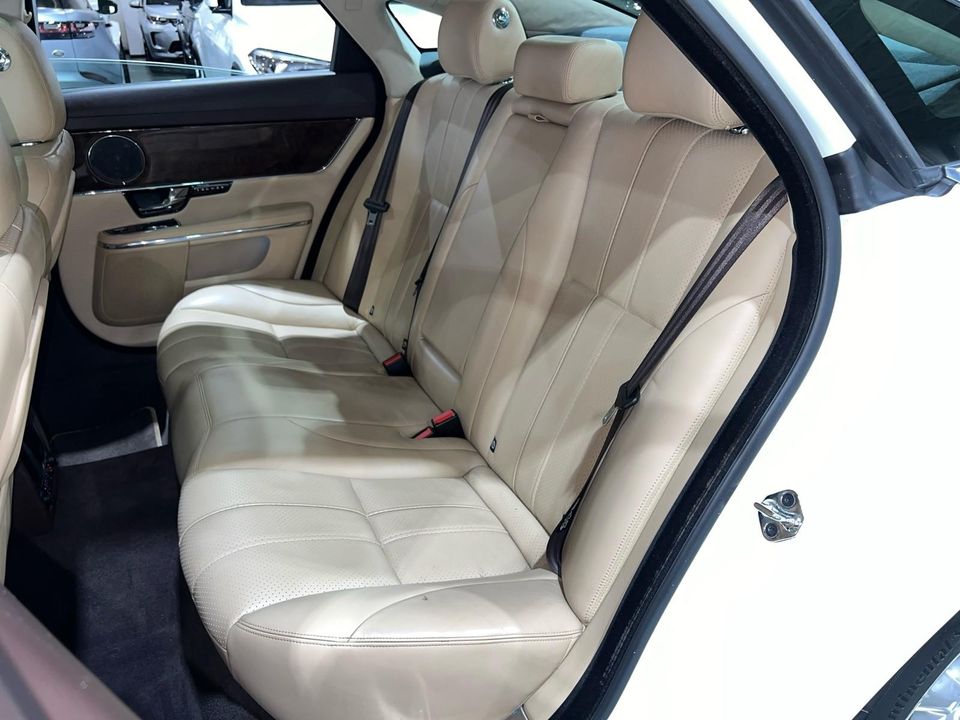 2012 Jaguar XJ