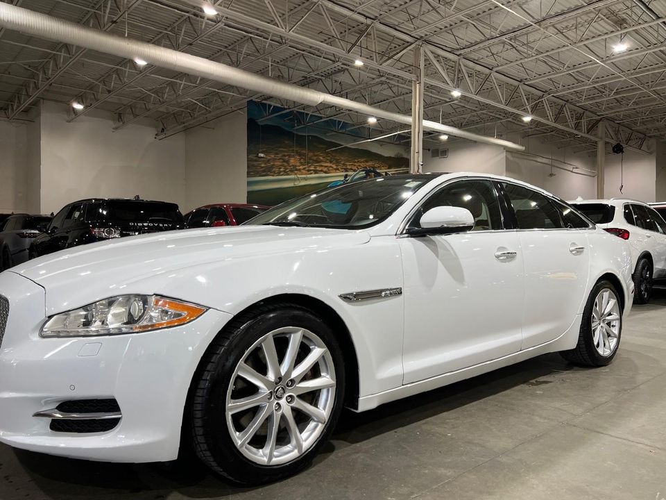 2012 Jaguar XJ