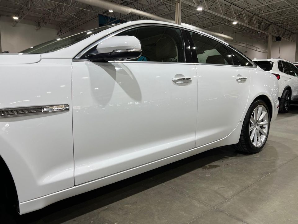 2012 Jaguar XJ