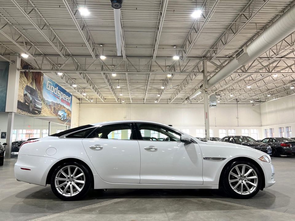 2012 Jaguar XJ