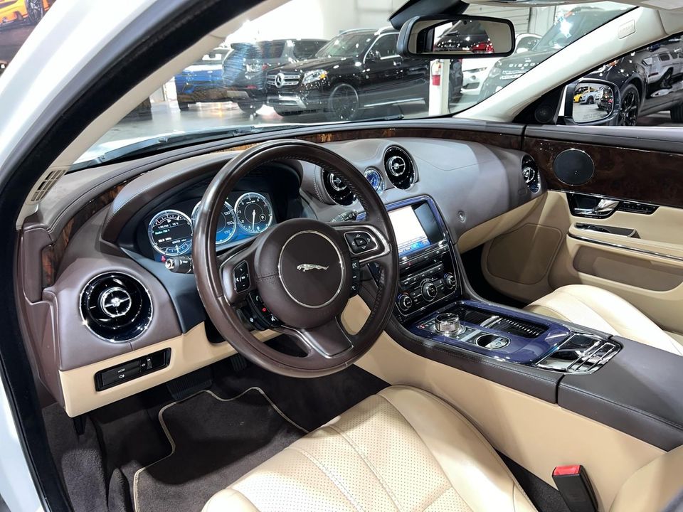 2012 Jaguar XJ