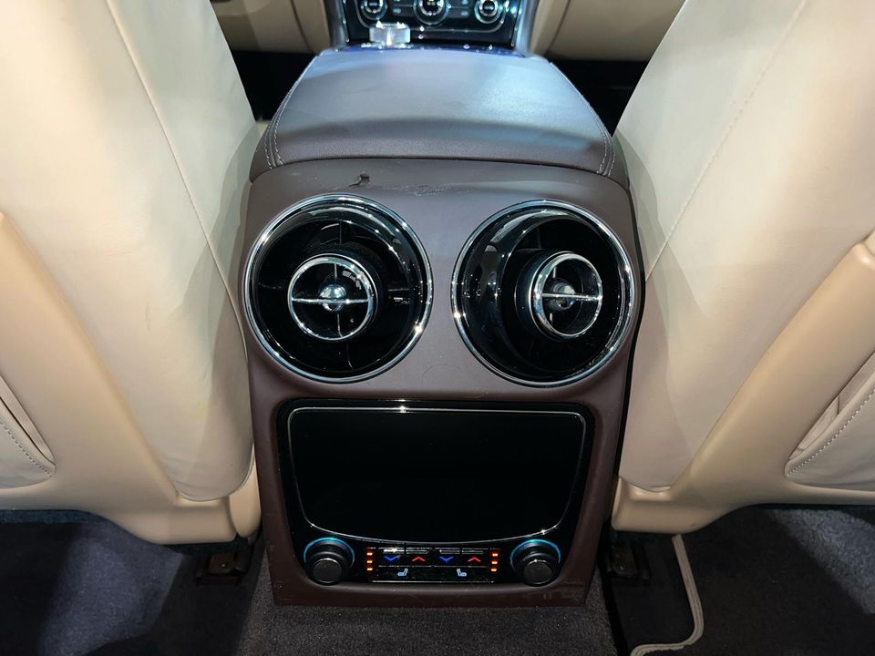 2012 Jaguar XJ