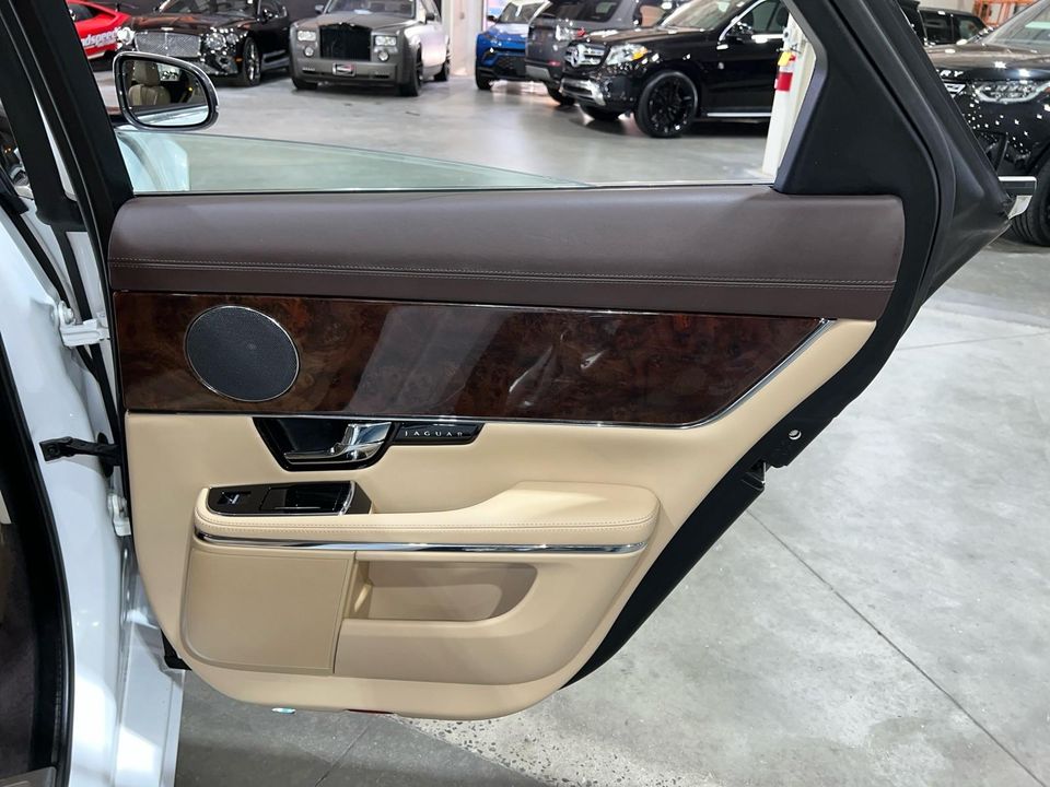 2012 Jaguar XJ