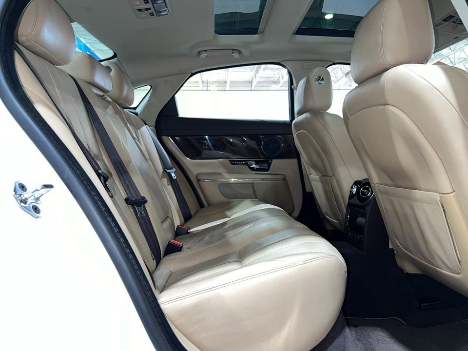 2012 Jaguar XJ