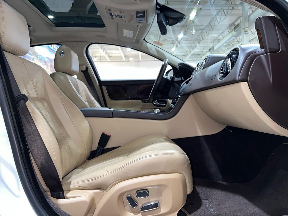 2012 Jaguar XJ