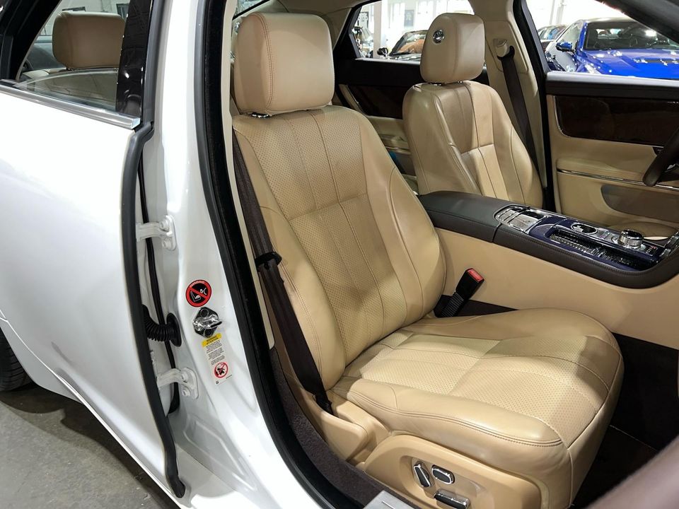 2012 Jaguar XJ