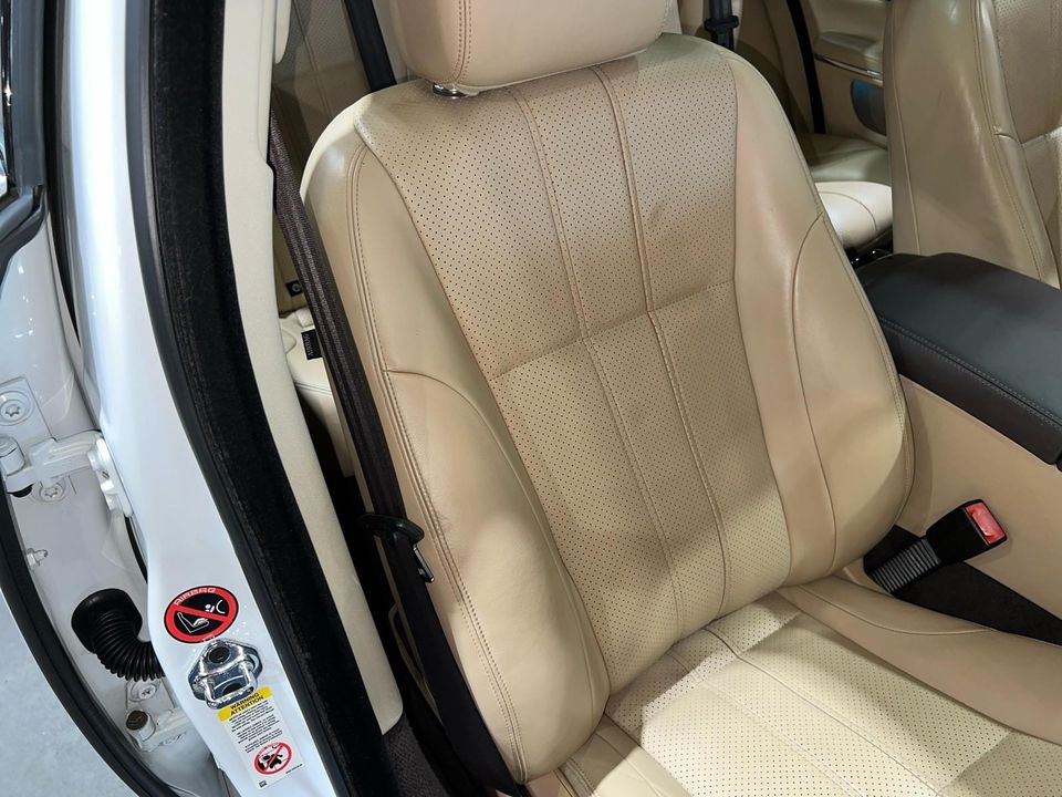 2012 Jaguar XJ